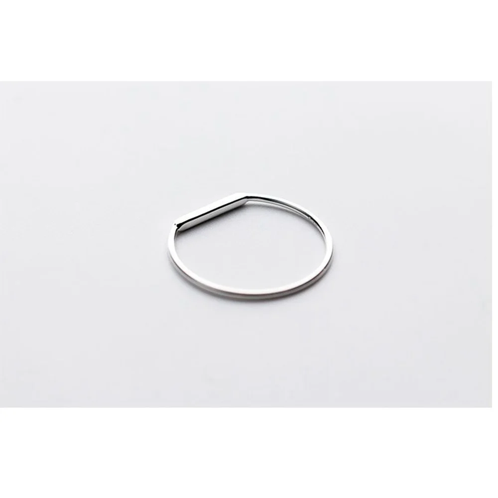 Dainty White Gold-Plated S925 LOVE Bar Band Ring | Sz 6 NEW‎